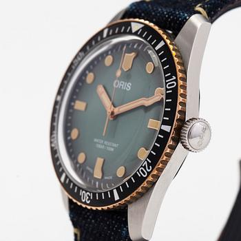 Oris x Momotaro, Divers Sixty-Five, wristwatch, 40 mm.