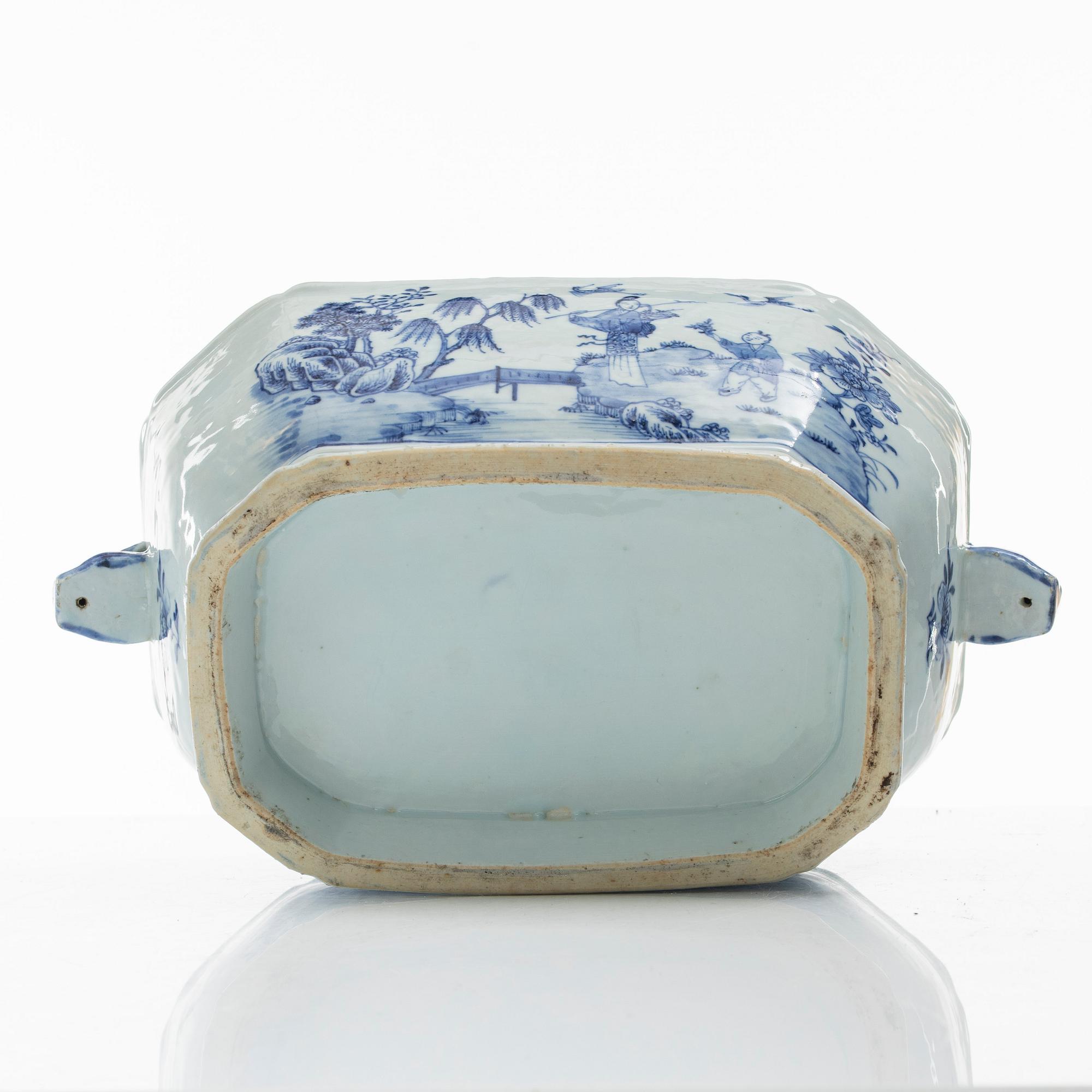 Porcelain, 9 decares, China, 18th-19th century.