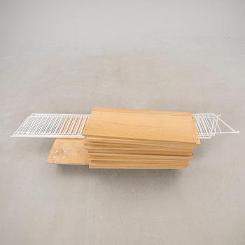 Nils Strinning, hyllsystem "Strinning" inköpt 2022.