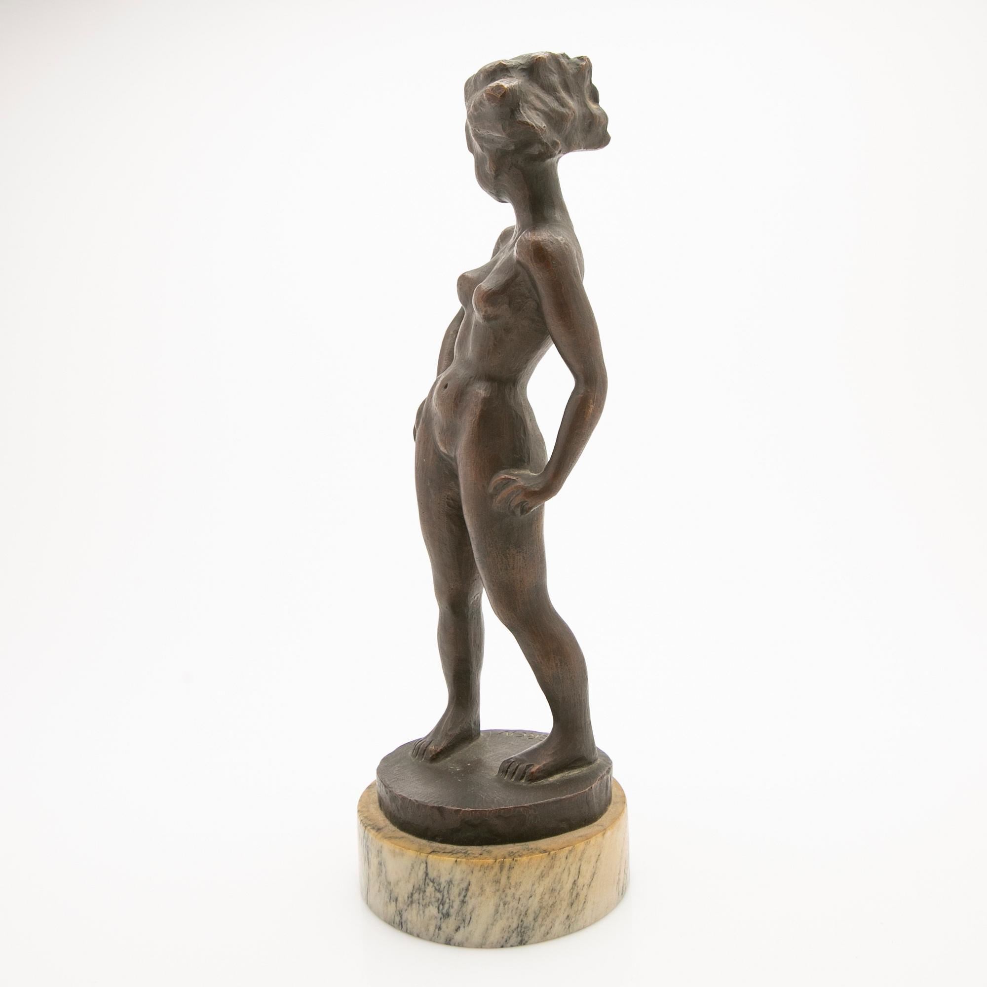 Sigge Berggren, Sculpture, female figure.