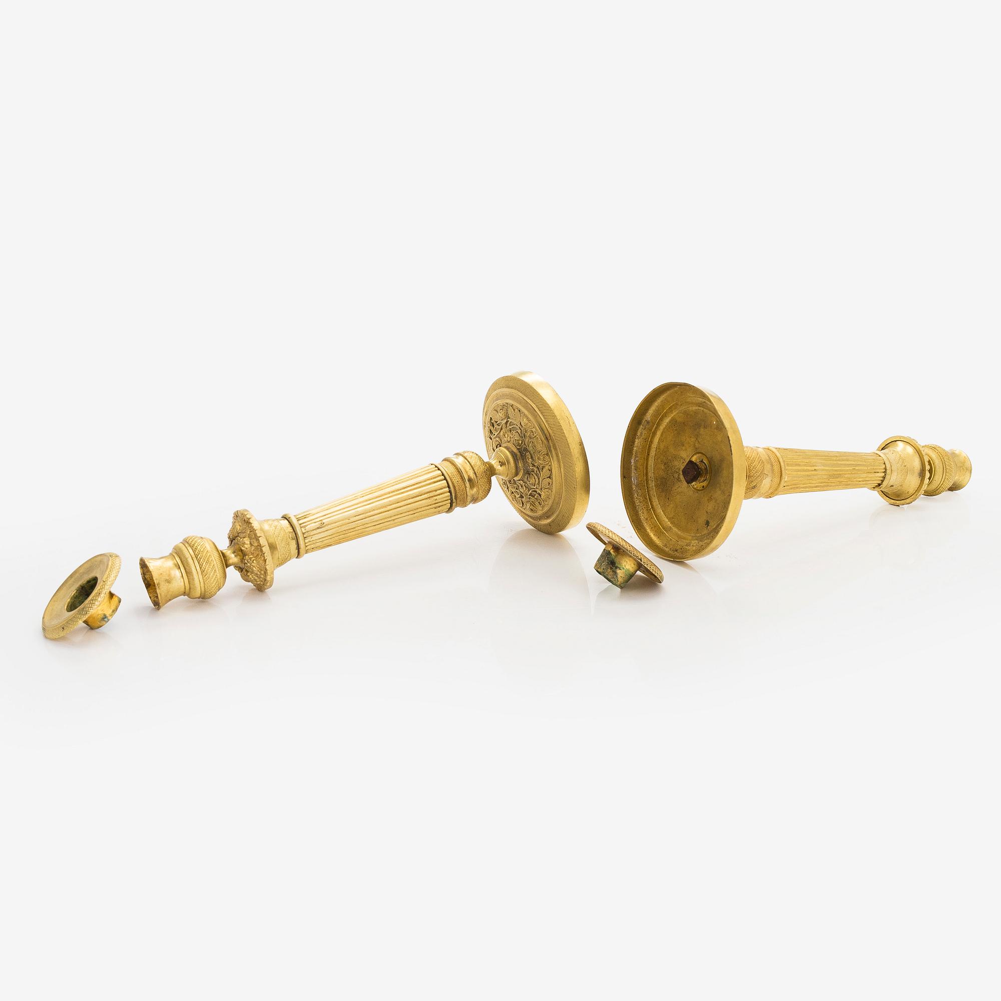 Kynttilänjalkapari, empire, Ranska, 1800-luvun alku.