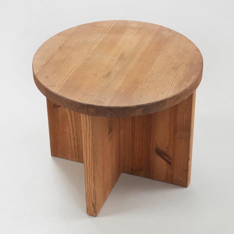 An Axel Einar Hjorth 'Lovö' pine table, Nordiska Kompaniet 1930's.