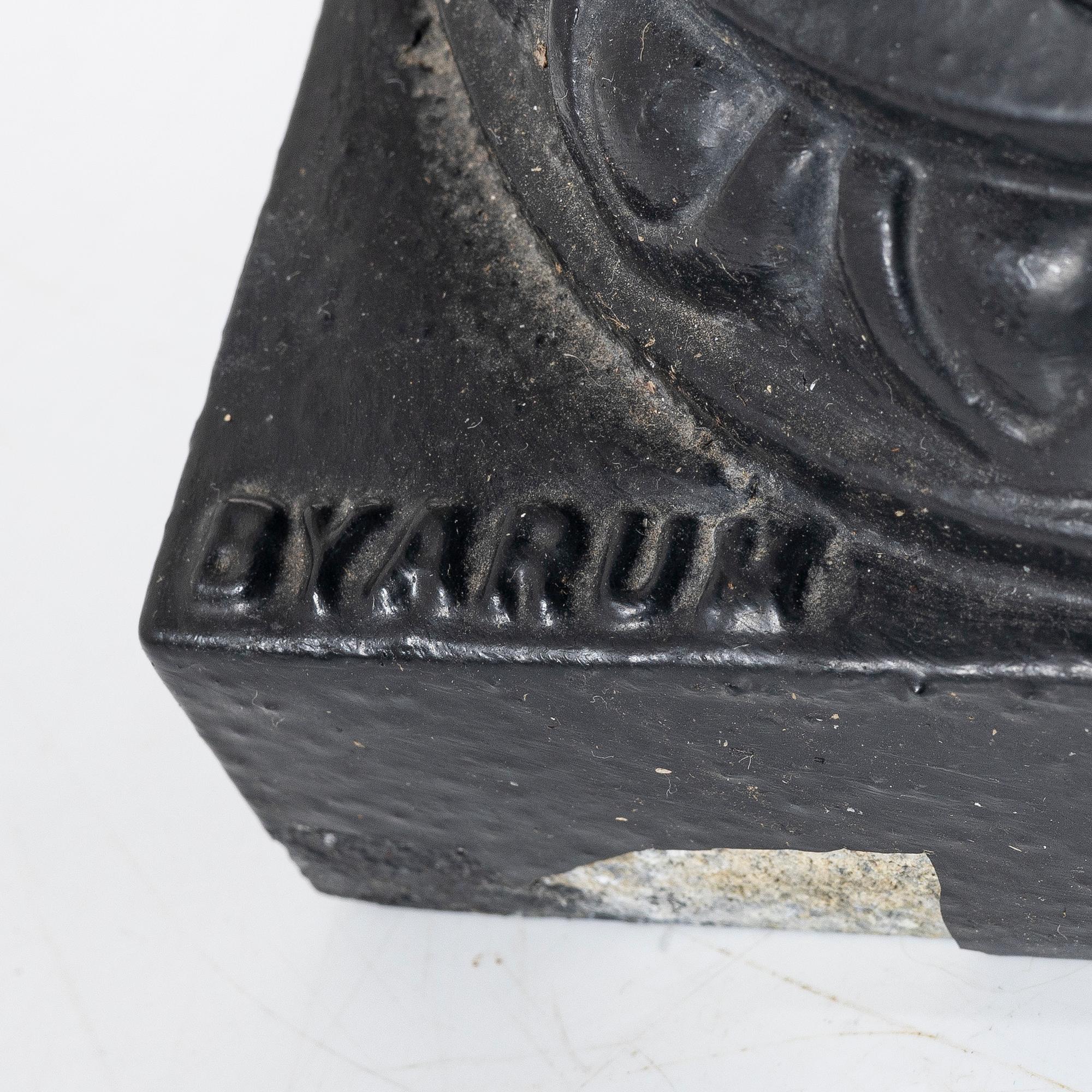 A pair of urns, Byarums Bruk, 21st century.