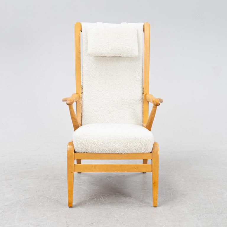 A Swedish Modern easy chair, Axel Larsson, Svenska Möbelfabrikerna Bodafors, 1940s.