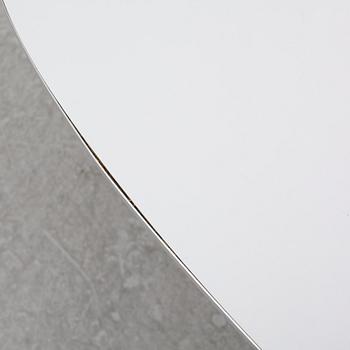 Bruno Mathsson & Piet Hein, matbord, "Superelips", Fritz Hansen, Danmark, 1981.