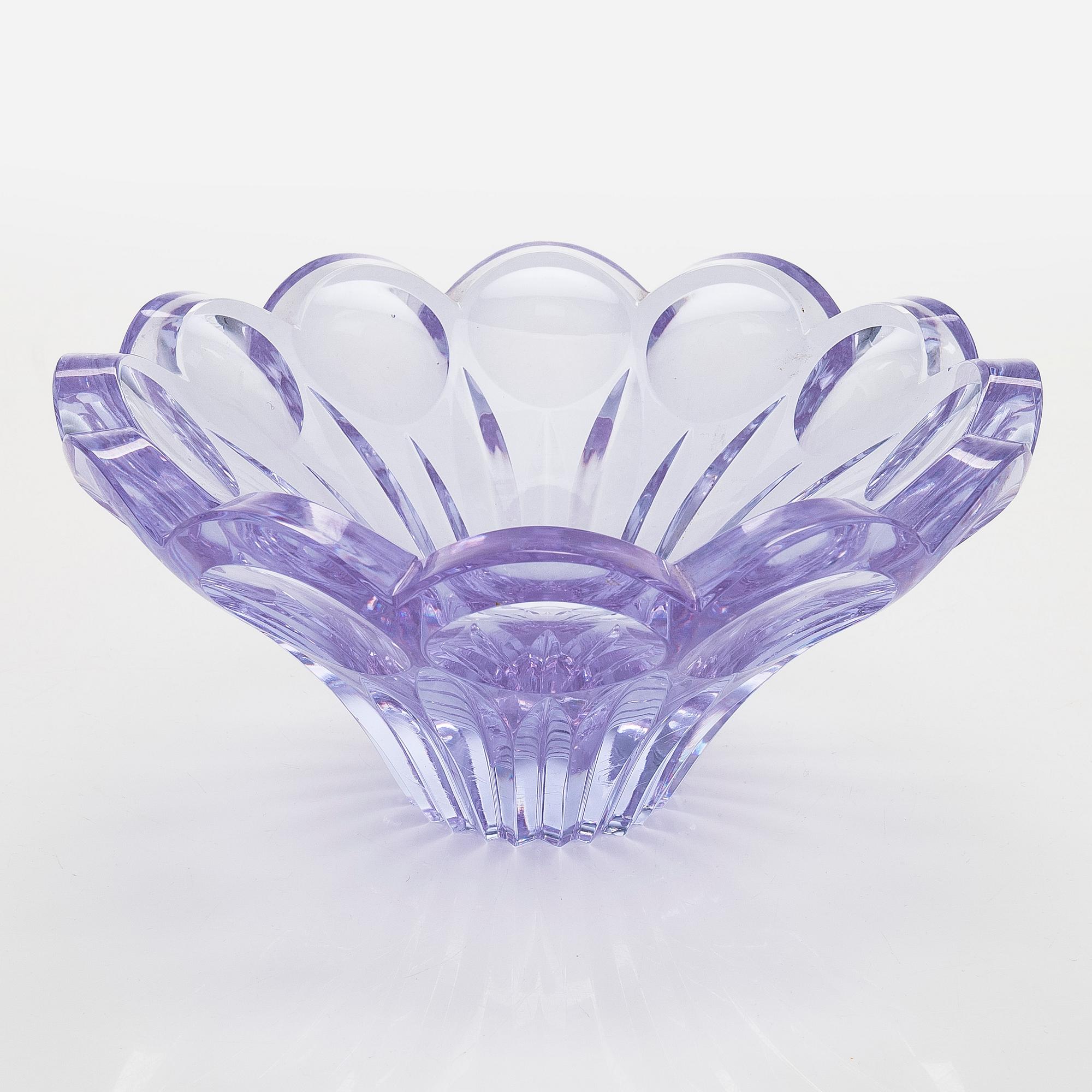 Aimo Okkolin, a 'Kullero' (Globeflower) bowl, signed Aimo Okkolin, Riihimäen Lasi Oy.