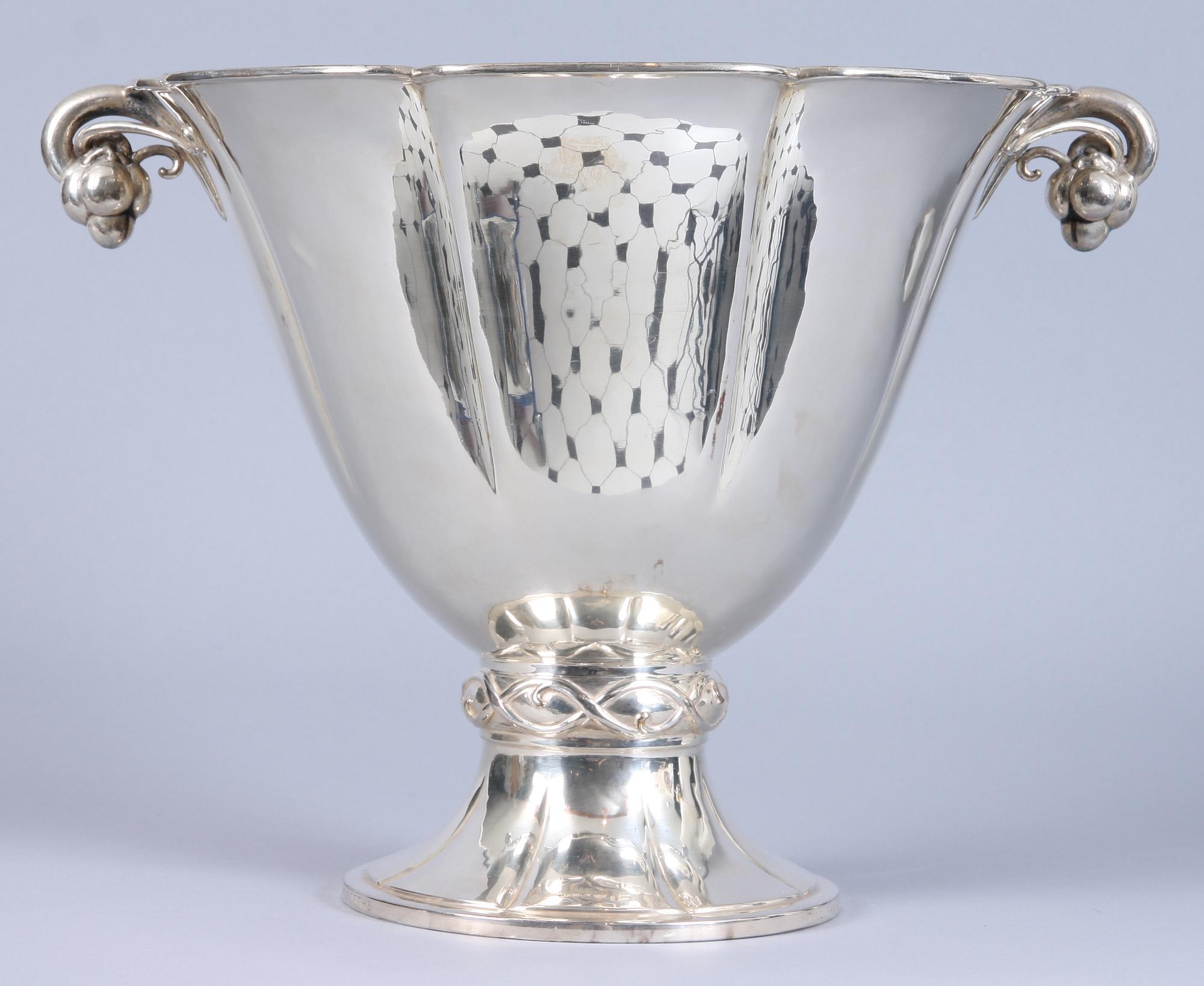 PRAKTSKÅL, silver, WA Bolin, 1926.