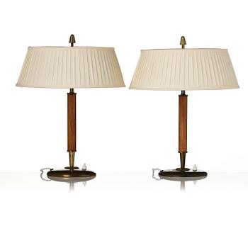 Bertil Brisborg, a pair of table lamps model 32036, Nordiska Kompaniet, Sweden, 1940s-50s.