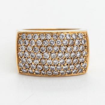 Ring, klackring, 18K guld, diamanter ca. 1.46 ct tot.