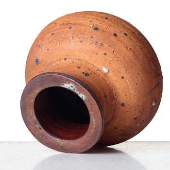 Kyllikki Salmenhaara, a mid 20th century stoneware jar, Arabia, Finland.