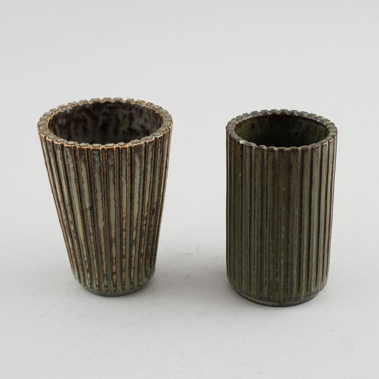 Two stoneware vases by Arne Bang, Denmark, second half of the 20th century.