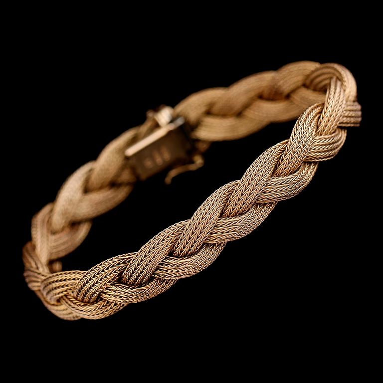 ARMBAND, 18 k guld, 1900-talets andra hälft. Vikt ca 25 gram.