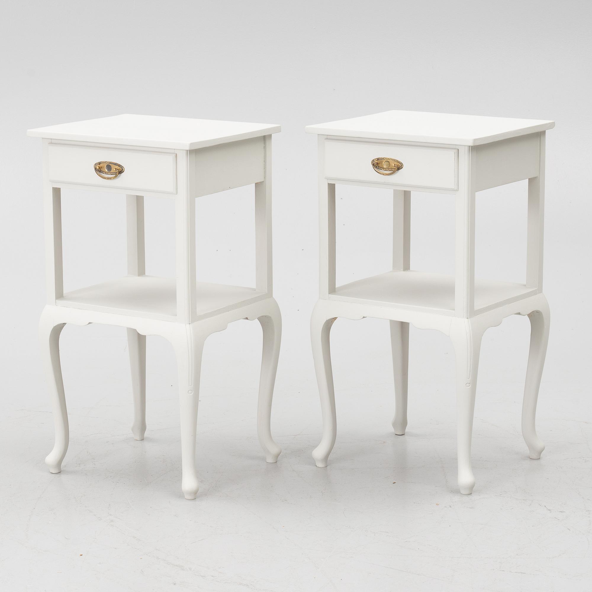 A pair of bedside tables, first half of the 20th century.