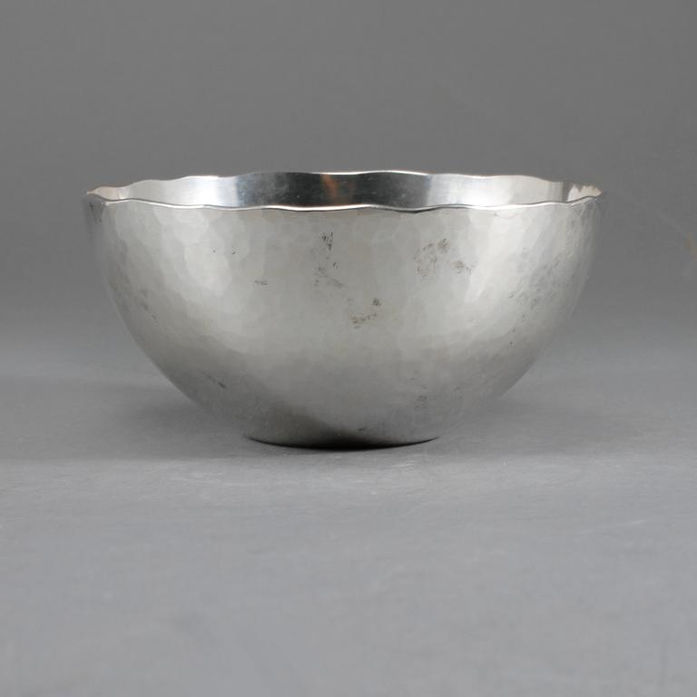 SKÅL, silver, Ray Urban, 1996. Vikt 330 gram.