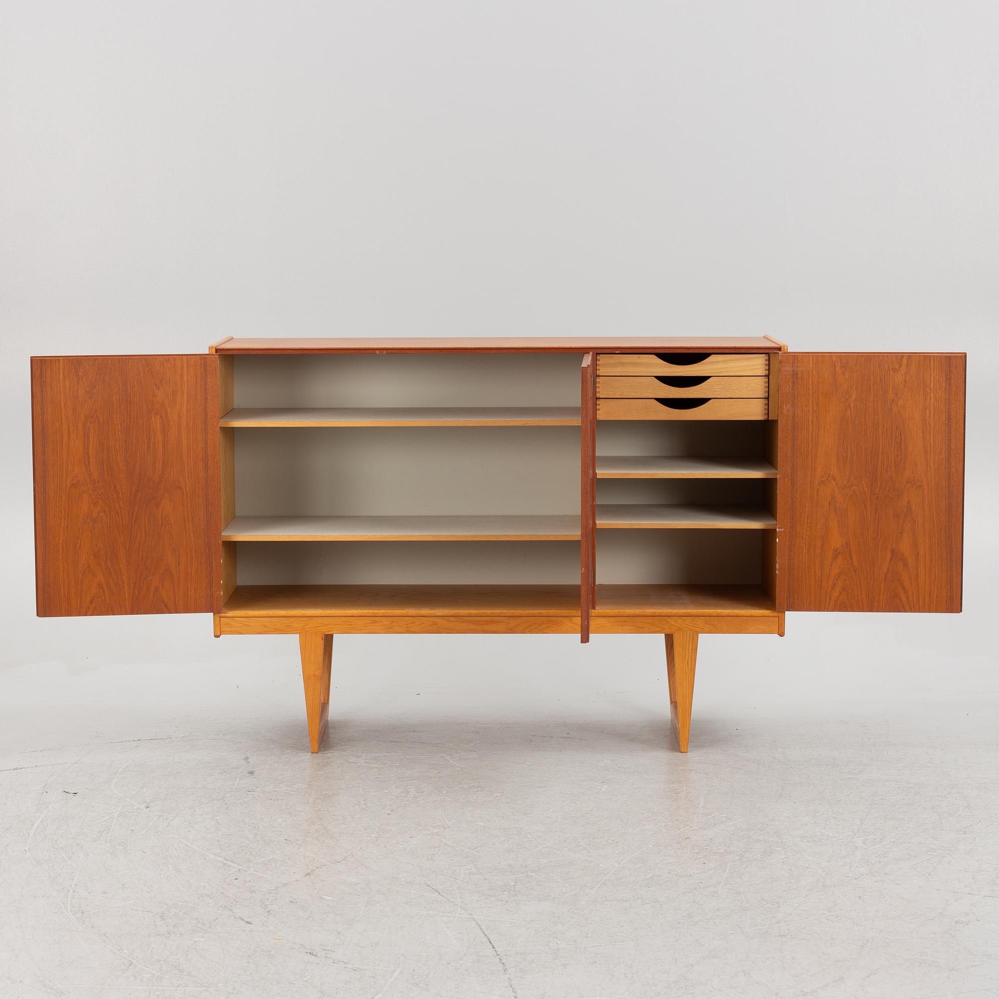 Yngve Ekström, sideboard, "Tokyo", Triva-serien, Nordiska Kompaniet.