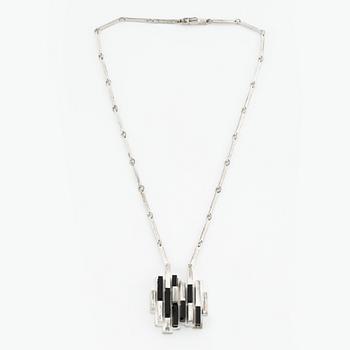 Björn Weckström, a sterling silver and onyx necklace, "Manhattan", Finland 2010.