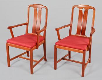 KARMSTOLAR, ett par, "Ambassadör", Carl Malmsten, Rydéns Interiör, tillverkade 1985.