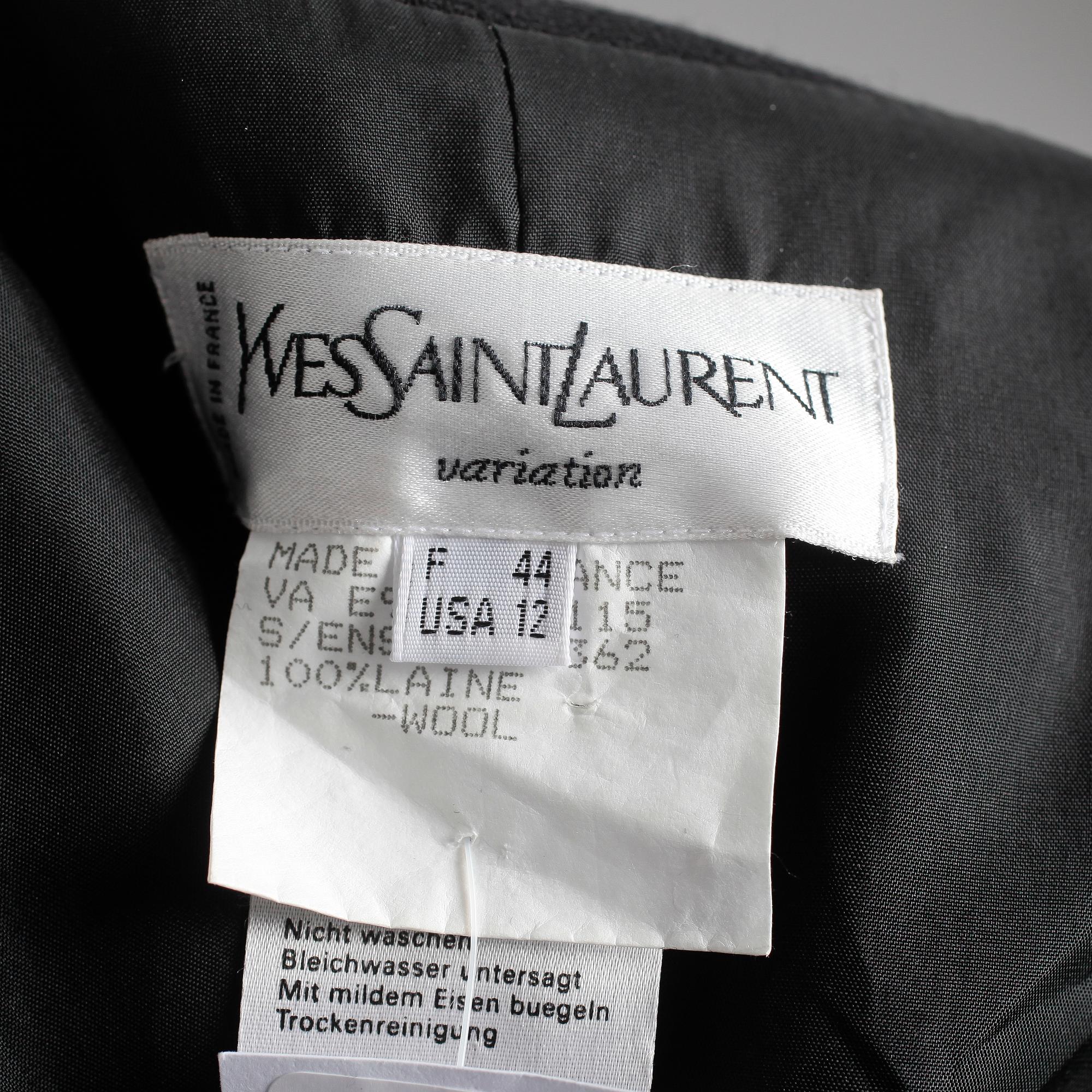 KAVAJ, Yves Saint Laurent, storlek 44.