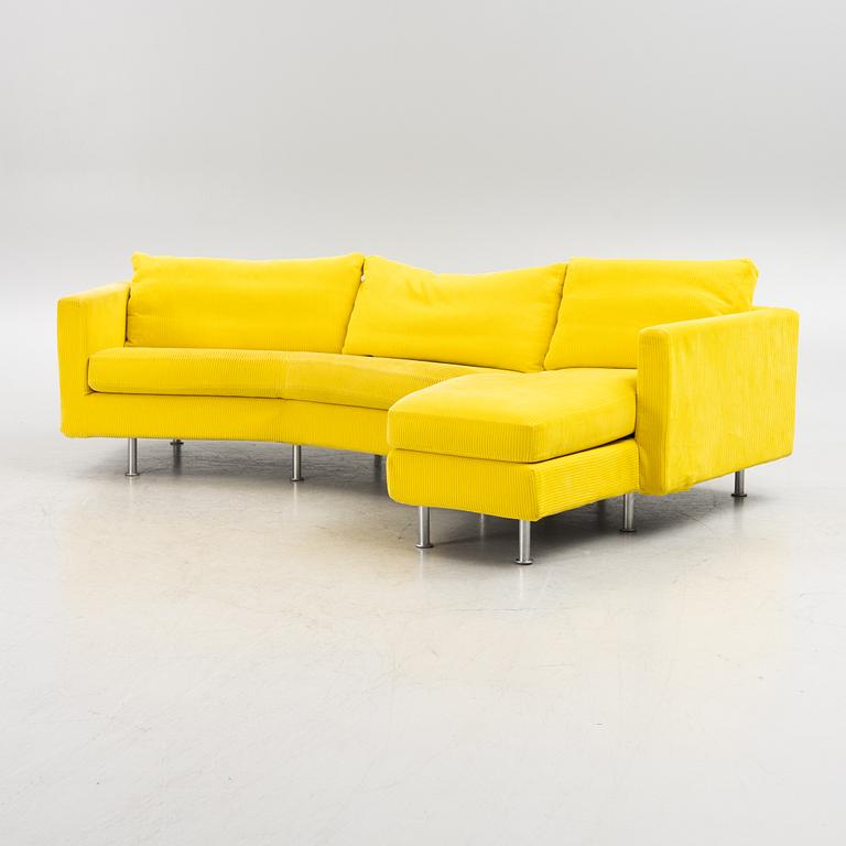 Søren Lund, a sofa, 21st century.