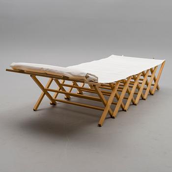 SUN LOUNGER / GUEST BED, 2 PCS, "Bauletto" by Piero De Longhi, Art&Form, Italy.
