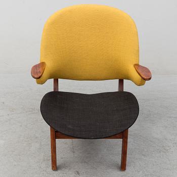A mid 20th century easy chair model 33A by Carl Edward Matthes, Denmark.