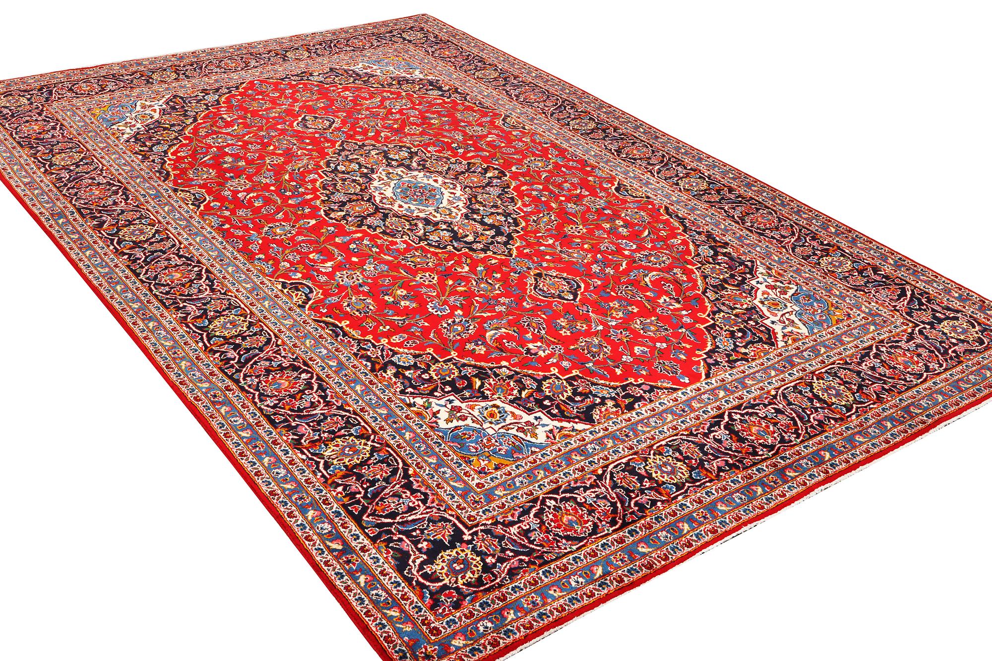 A Keshan carpet, c. 380 x 255 cm.