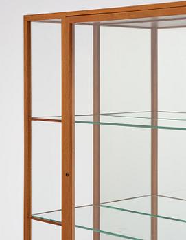 Josef Frank, a display cabinet model 2077, Firma Svenskt Tenn, post 1985.