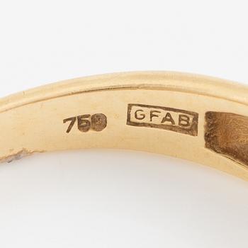 Ring, samt ett par örhängen, 18K guld med små rubiner, smaragder, safirer och diamanter.