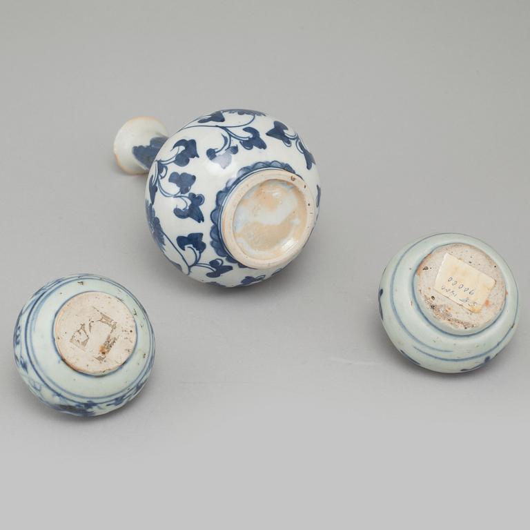 Two porcelain jars and a vase, China, partly Ming dynasty (1364-1644).