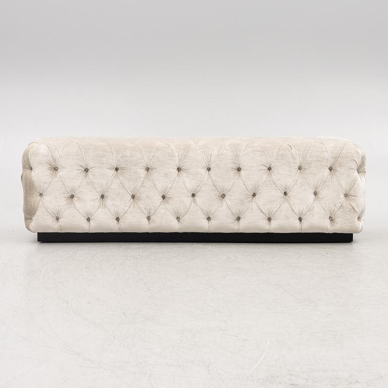 A pouf / bench, Ascension Latorre, contemporary.
