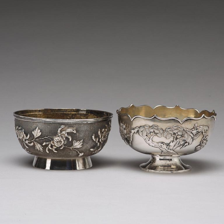 Two silver bowls, Shanghai, early 20th Century, one with makers mark ZeeWo.