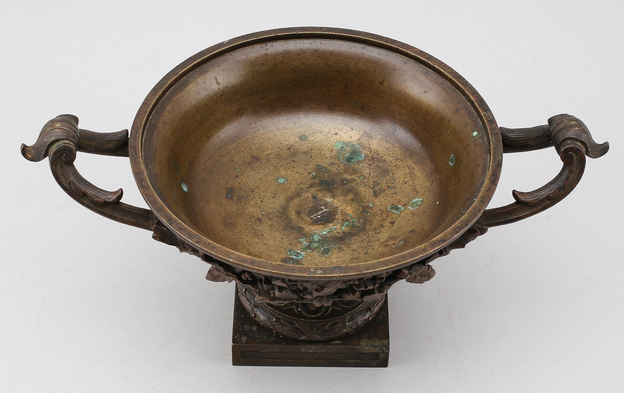 TAZZA, brons, 1800-talets mitt.