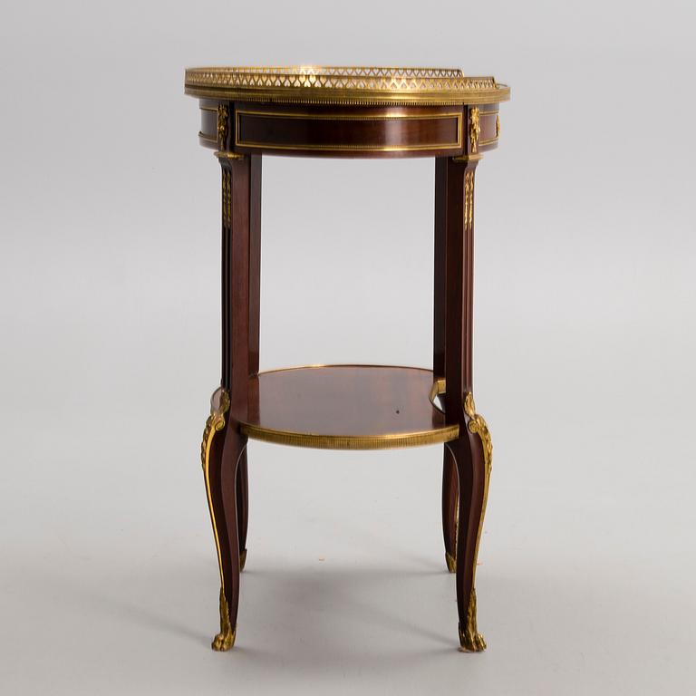 SIDETABLE, Louise seize style, late 19th century.