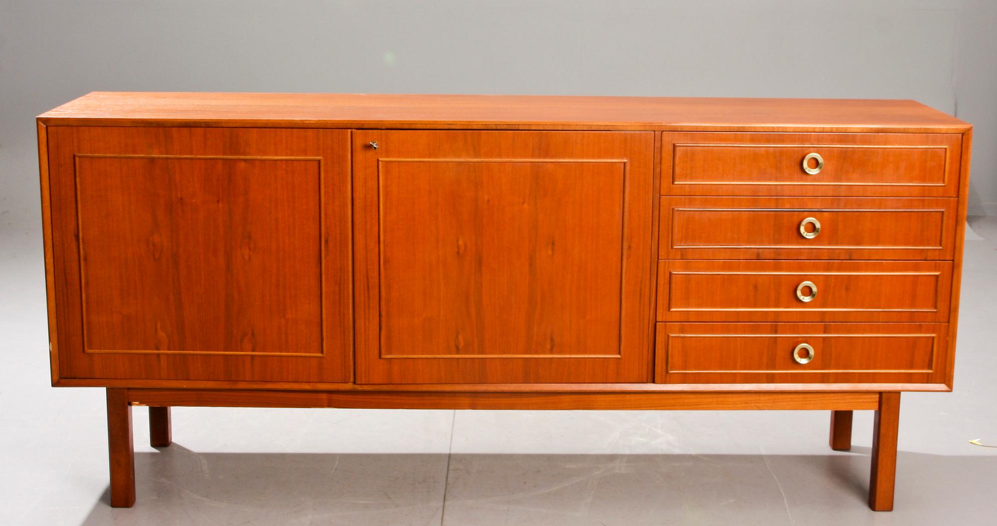 SIDEBOARD, Sverige 1960/70-tal.