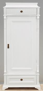 SKÅP, nyrenässans, 1800-talets slut.