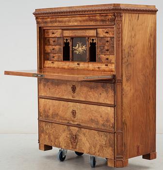 CHIFFONJE, nyrenässans, 1800-talets slut.