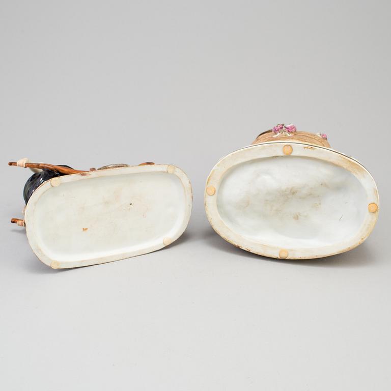 Two Italian porcelain figurines, from the first half of the 20th century.