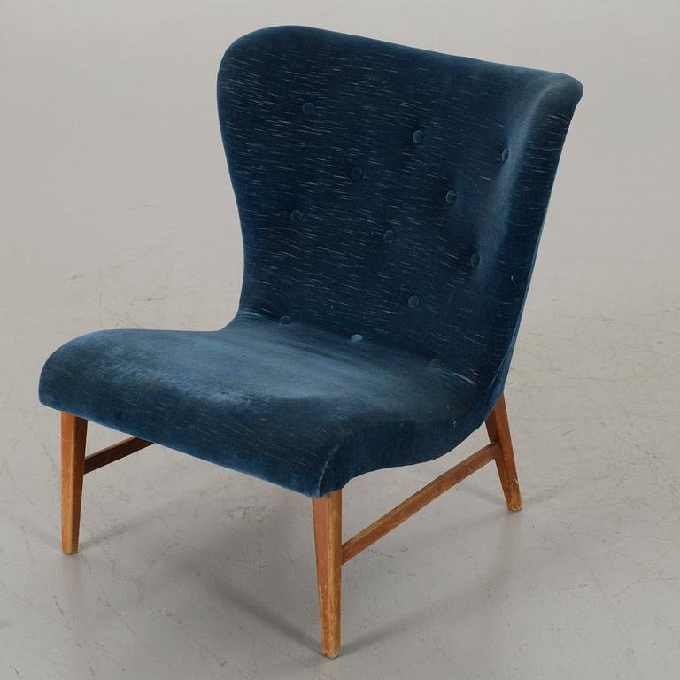 A EASY CHAIR 1940/50'S.