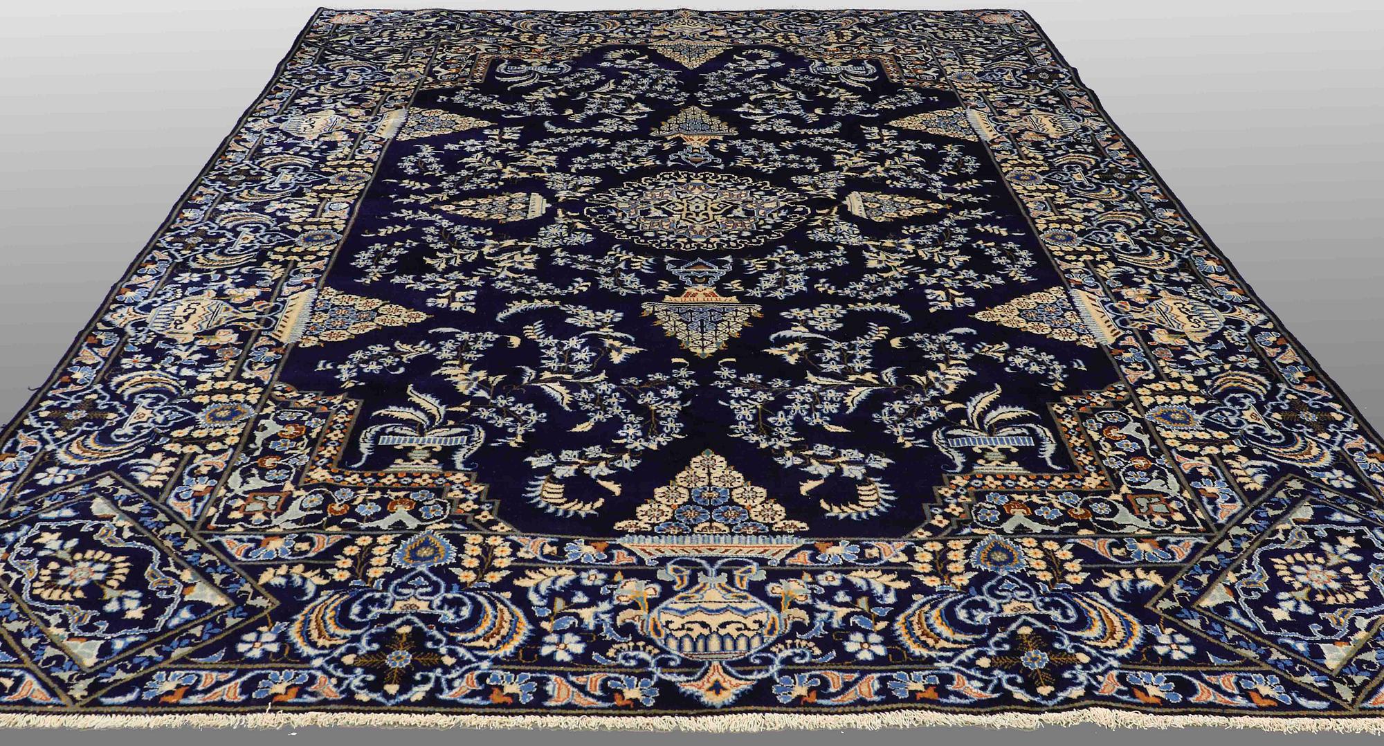 MATTA, Keshan , signerad, 410 x 277 cm.