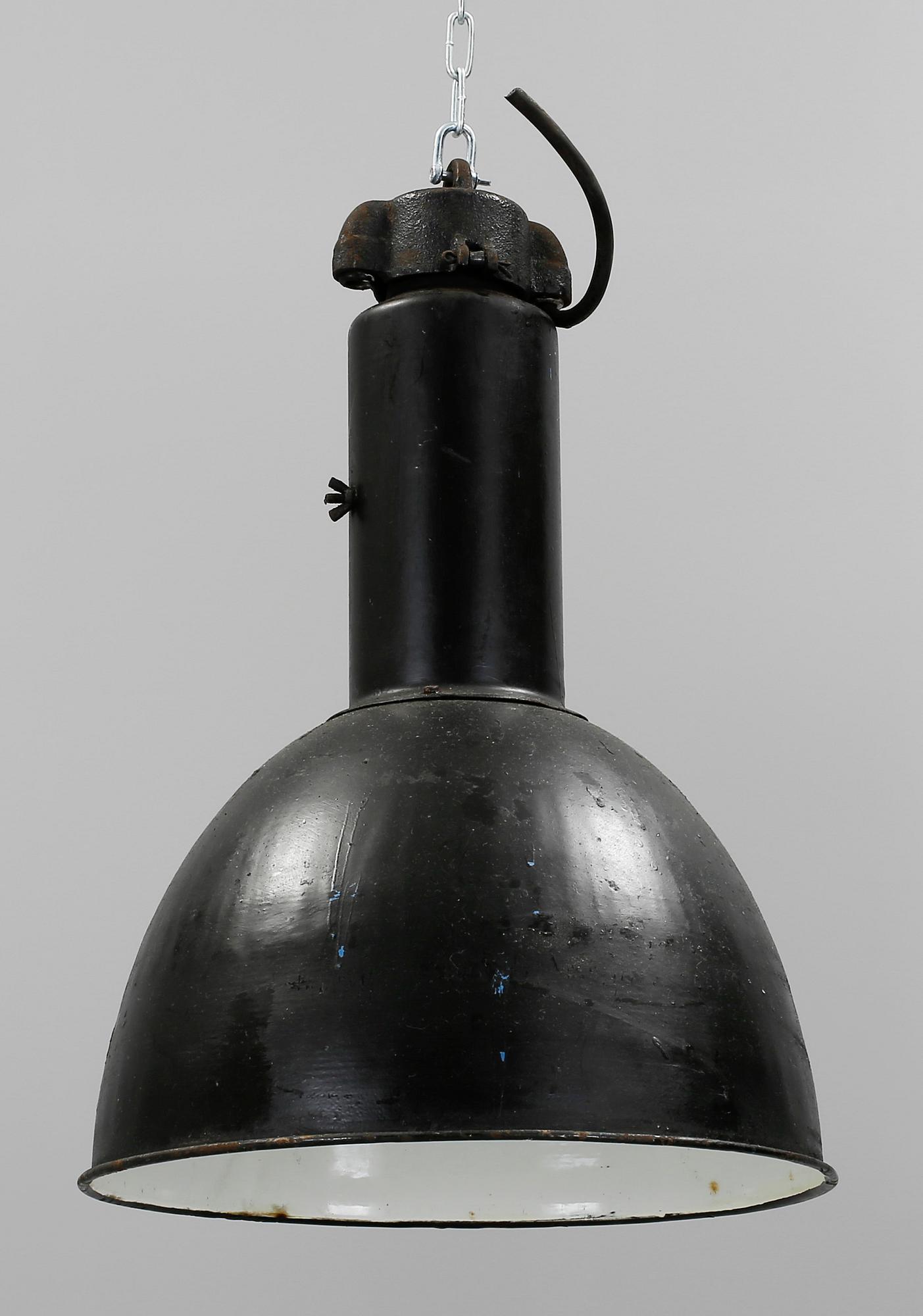 TAKLAMPA, industri, 1900-tal.