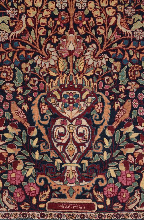 SEMI-ANTIQUE TEHERAN. 137,5 x 102,5 cm.