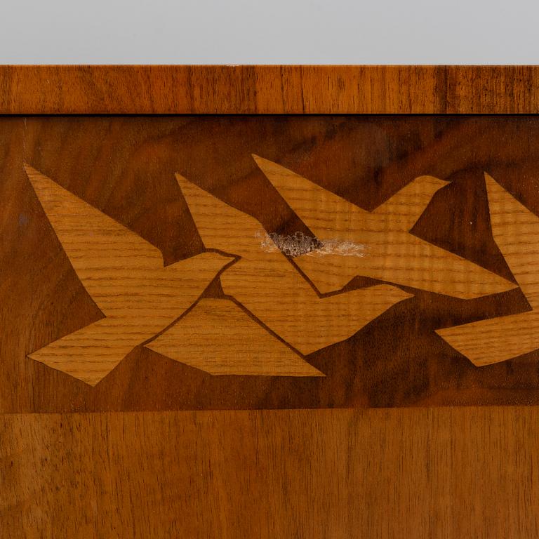 Skåp, Mjölby Intarsia, troligen. 1940-tal.