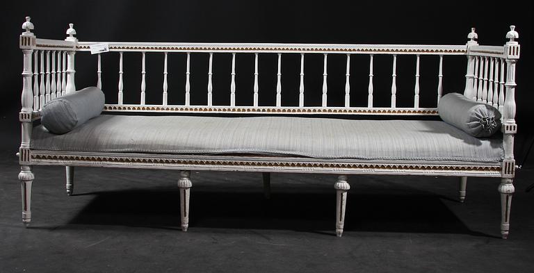 SOFFA. Gustaviansk, ca år 1800.