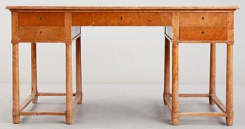 SKRIVBORD, nyklassistiskt, Nordiska Kompaniet, 1920-tal.