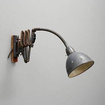 VÄGGLAMPA, industri, 1900-tal.