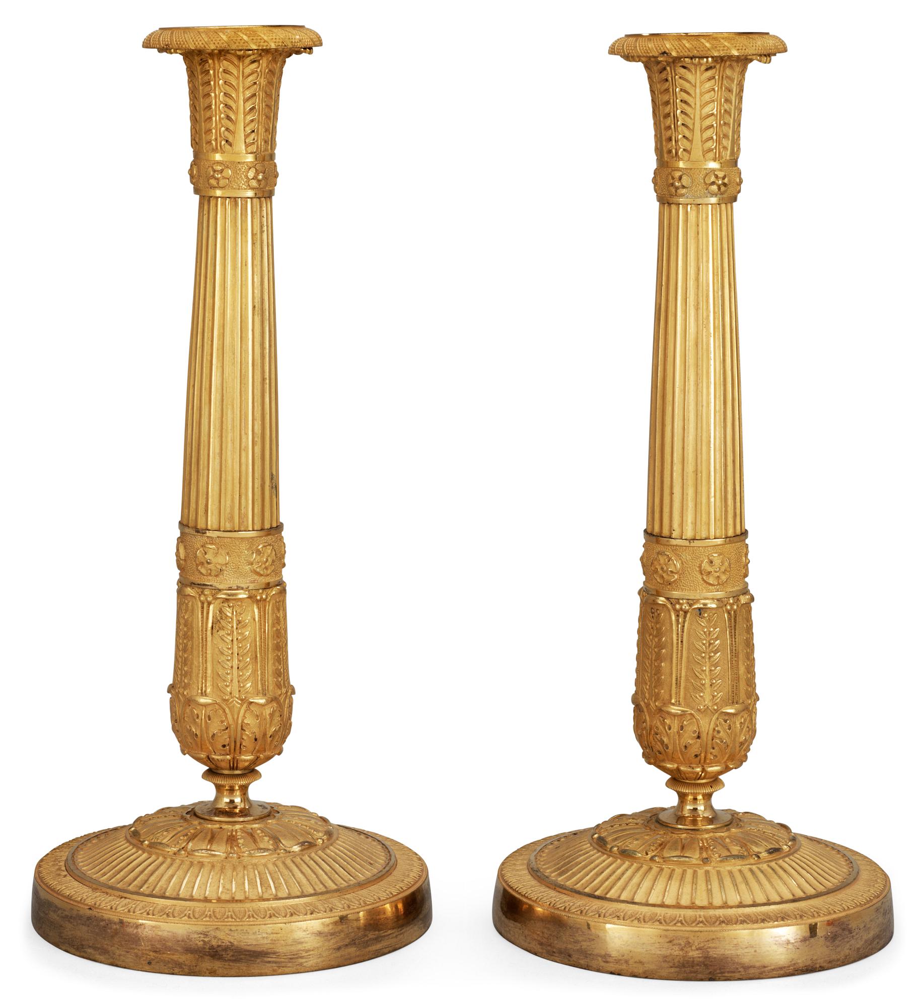 LJUSSTAKAR, ett par. Frankrike, 1800-talets början. Empire.