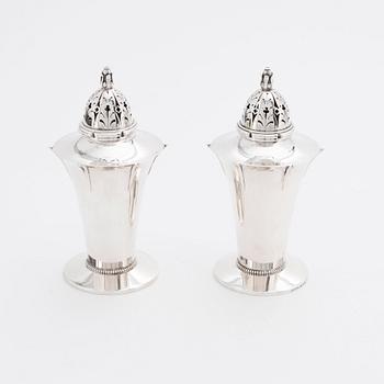 Atelier Borgila, a pair of silver sugar-shakers, Stockholm 1925.