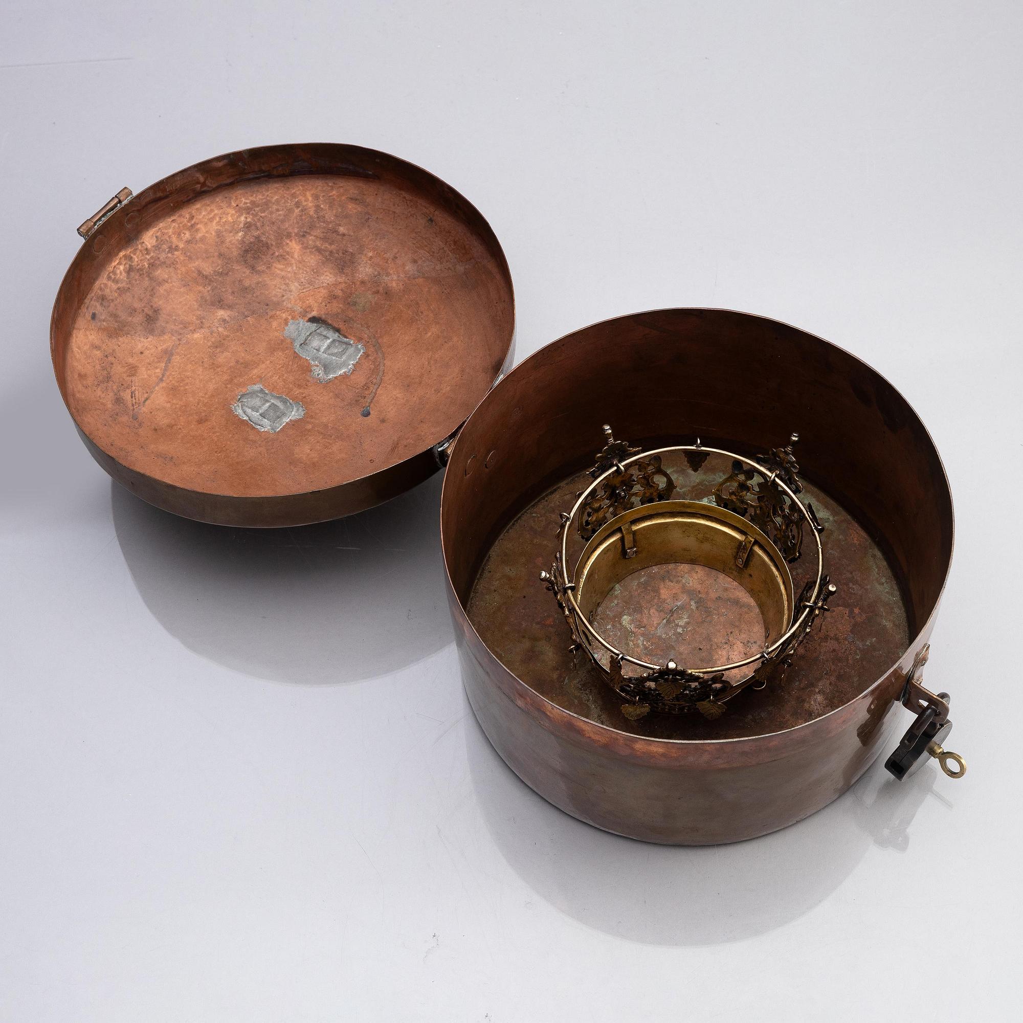 A Swedish early 19th century parcel-gilt silver bridal crown, mark of Erik Ramstedt, Härnösand 1801 and copper case.