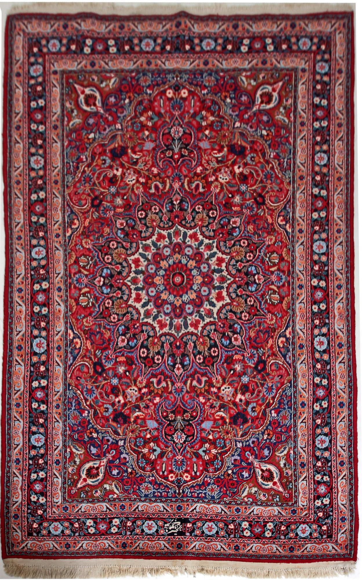 MATTA, orientalisk. 217 x 136.