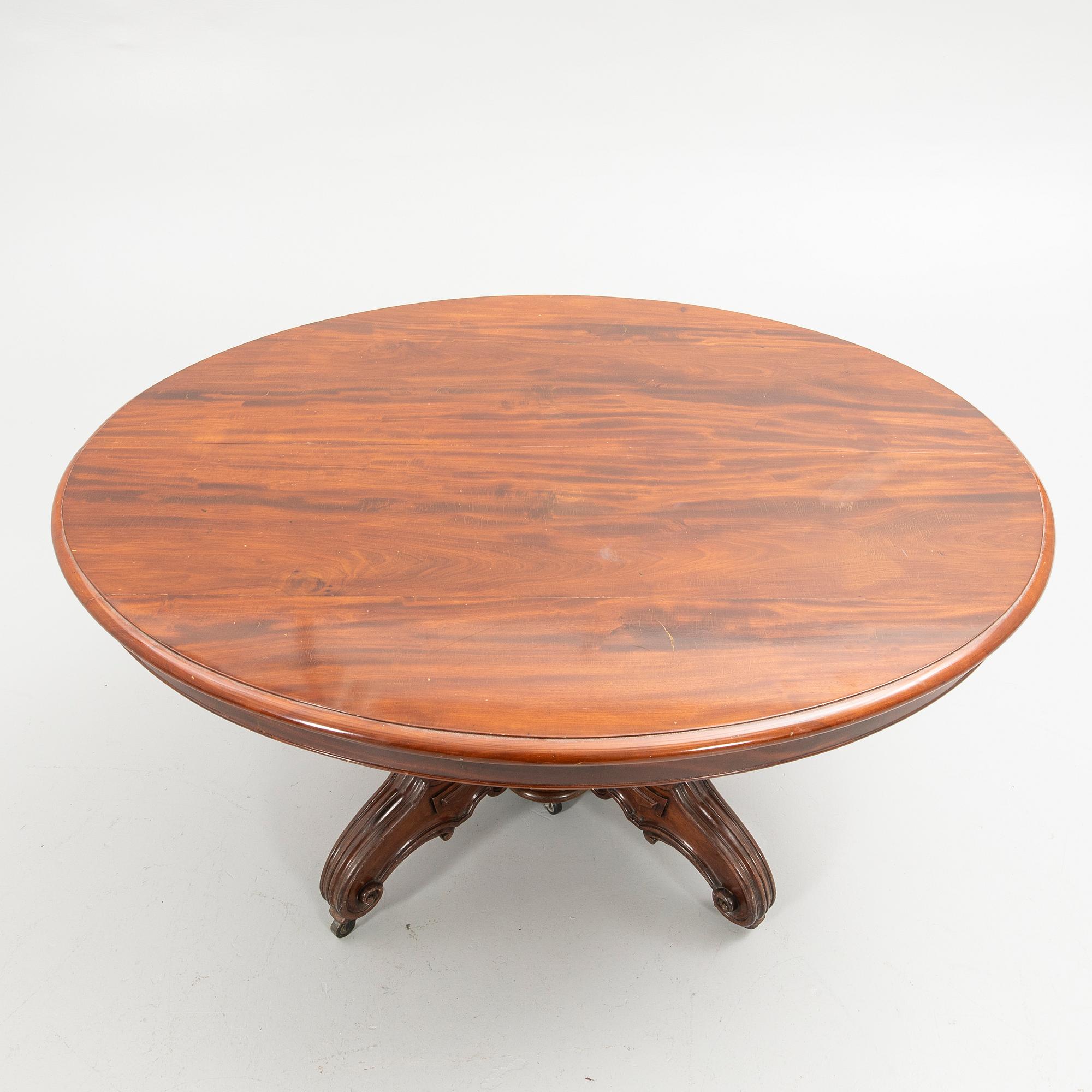 Salon table / Dining table, late 19th century.